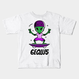 6EQUJ5 Aliens (Wow! Signal) 8 Kids T-Shirt